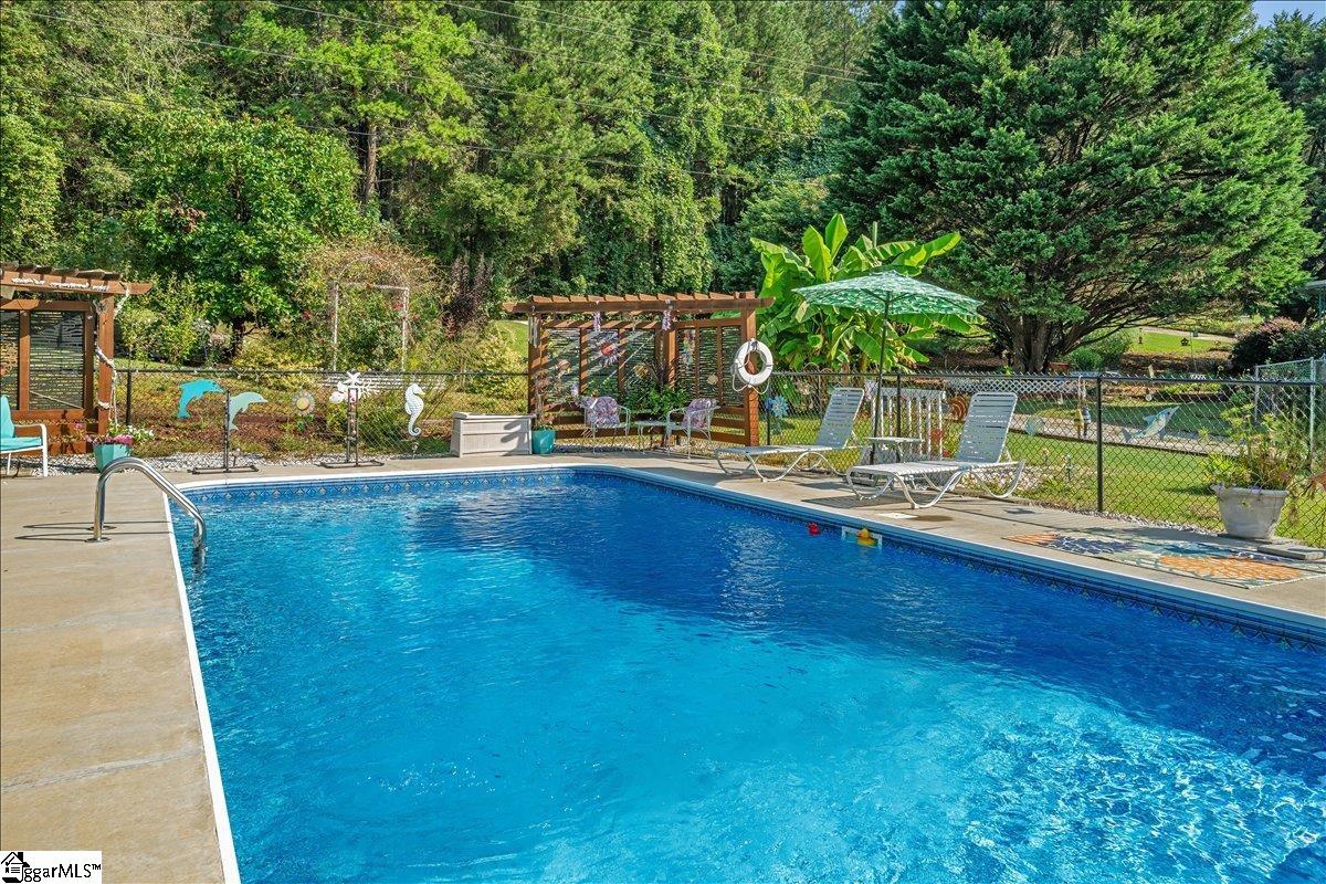 414 South Cove Road Seneca, SC 29672
