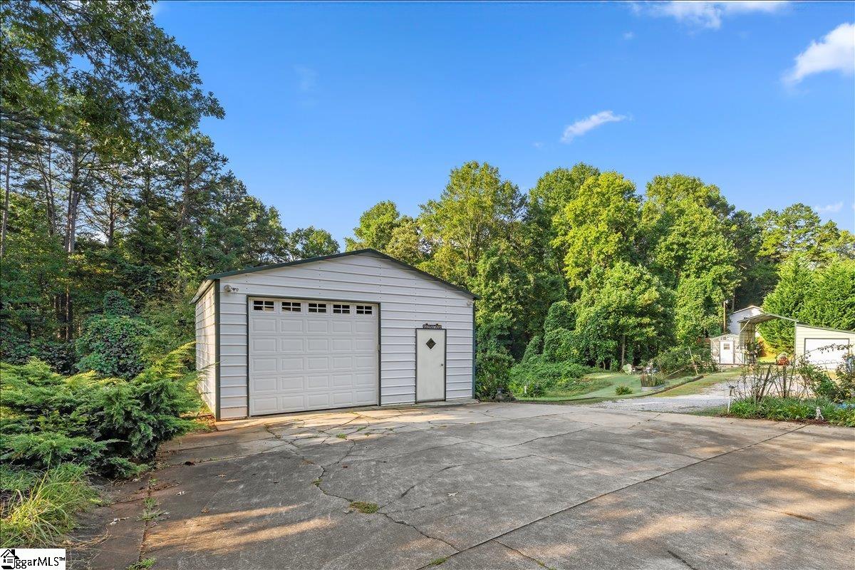 414 South Cove Road Seneca, SC 29672