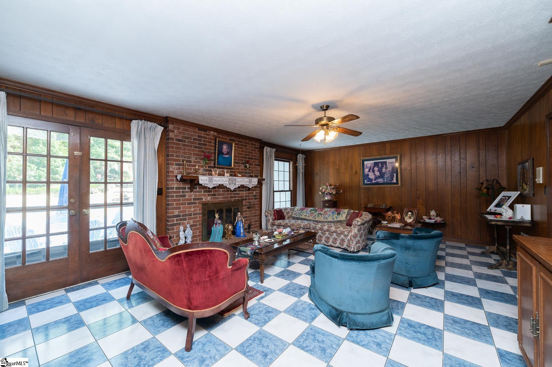 120 Waterloo Circle Greer, SC 29650