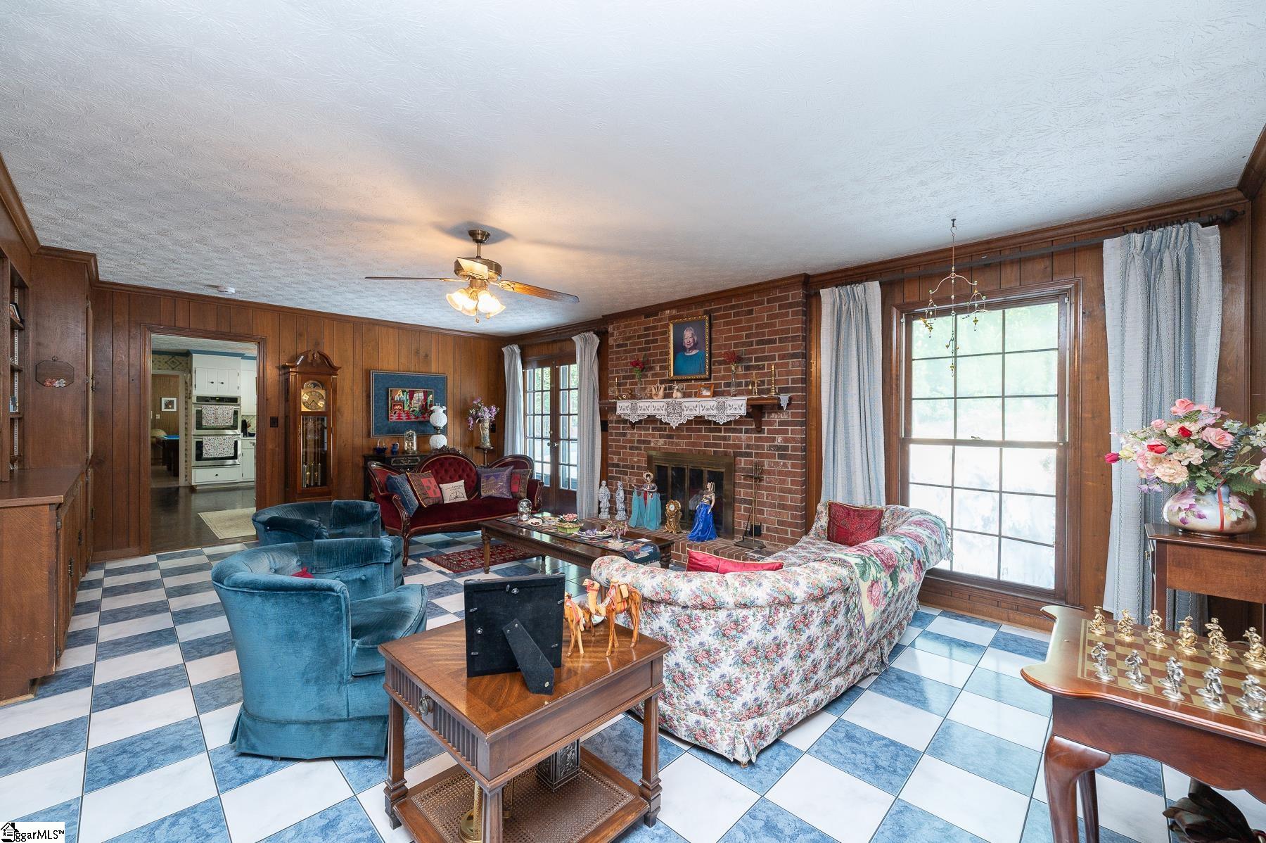120 Waterloo Circle Greer, SC 29650