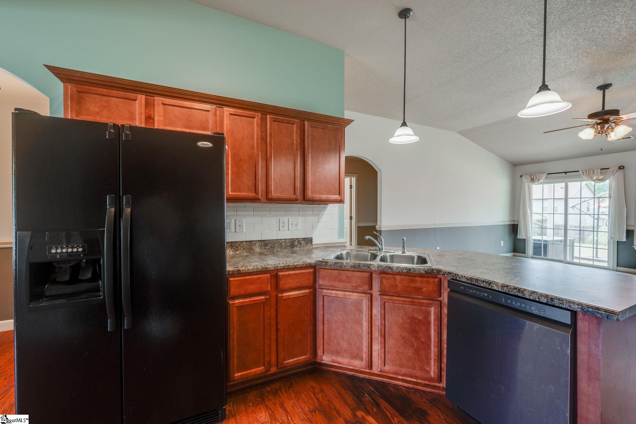 837 Dove Creek Court Boiling Springs, SC 29316