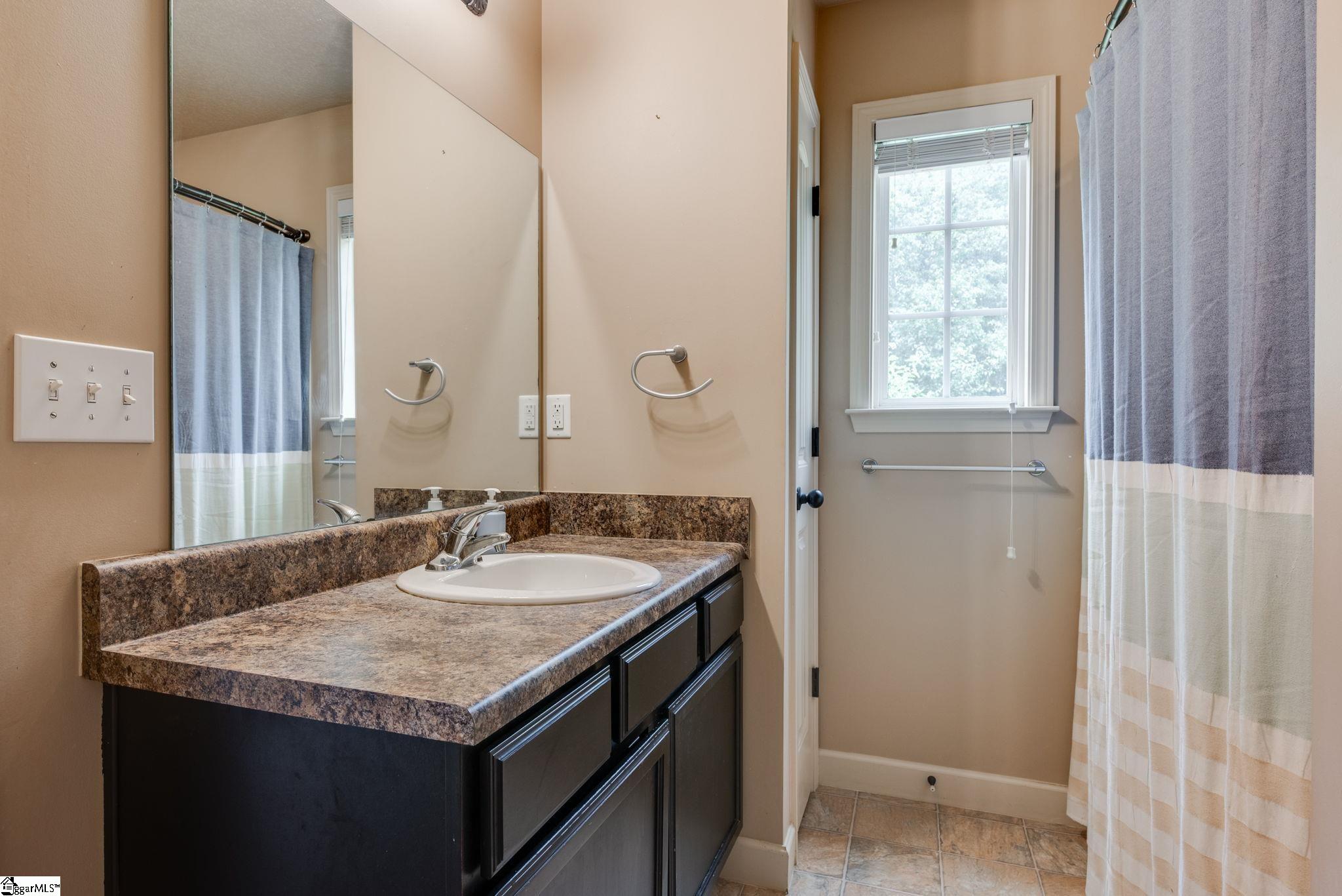 837 Dove Creek Court Boiling Springs, SC 29316