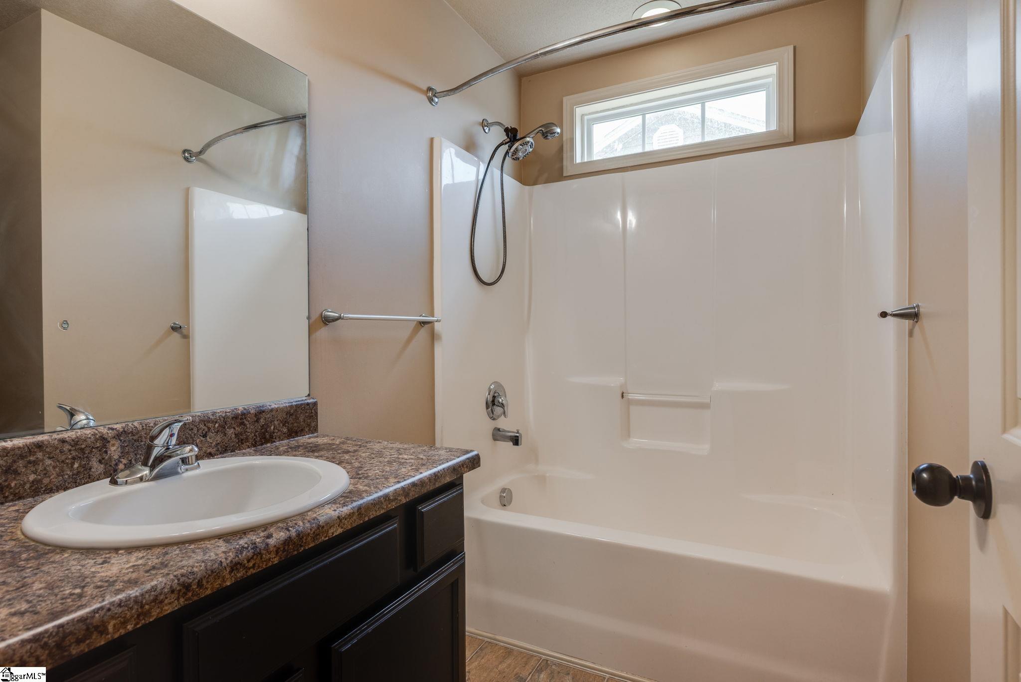 837 Dove Creek Court Boiling Springs, SC 29316