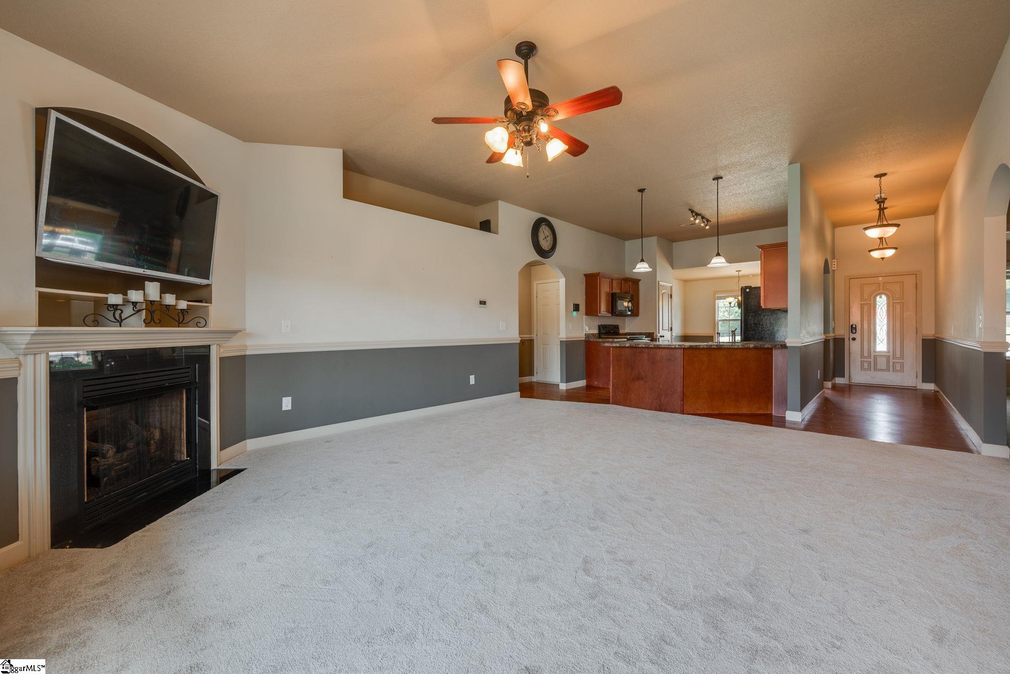 837 Dove Creek Court Boiling Springs, SC 29316