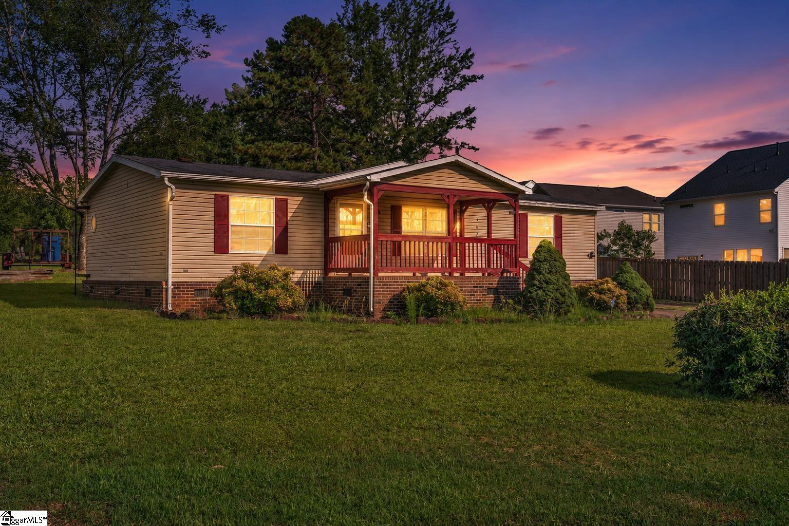 362 Edwards Road Duncan, SC 29334