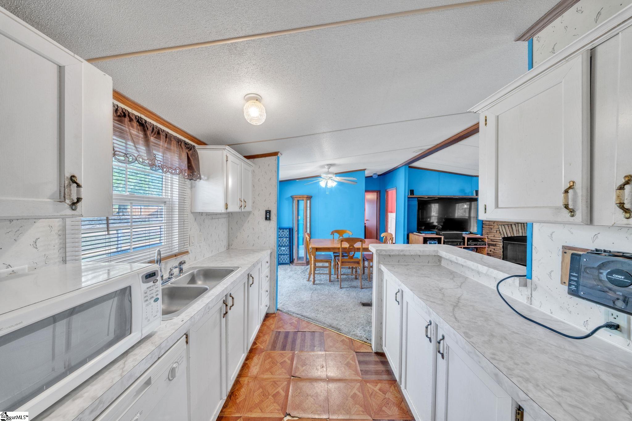 362 Edwards Road Duncan, SC 29334