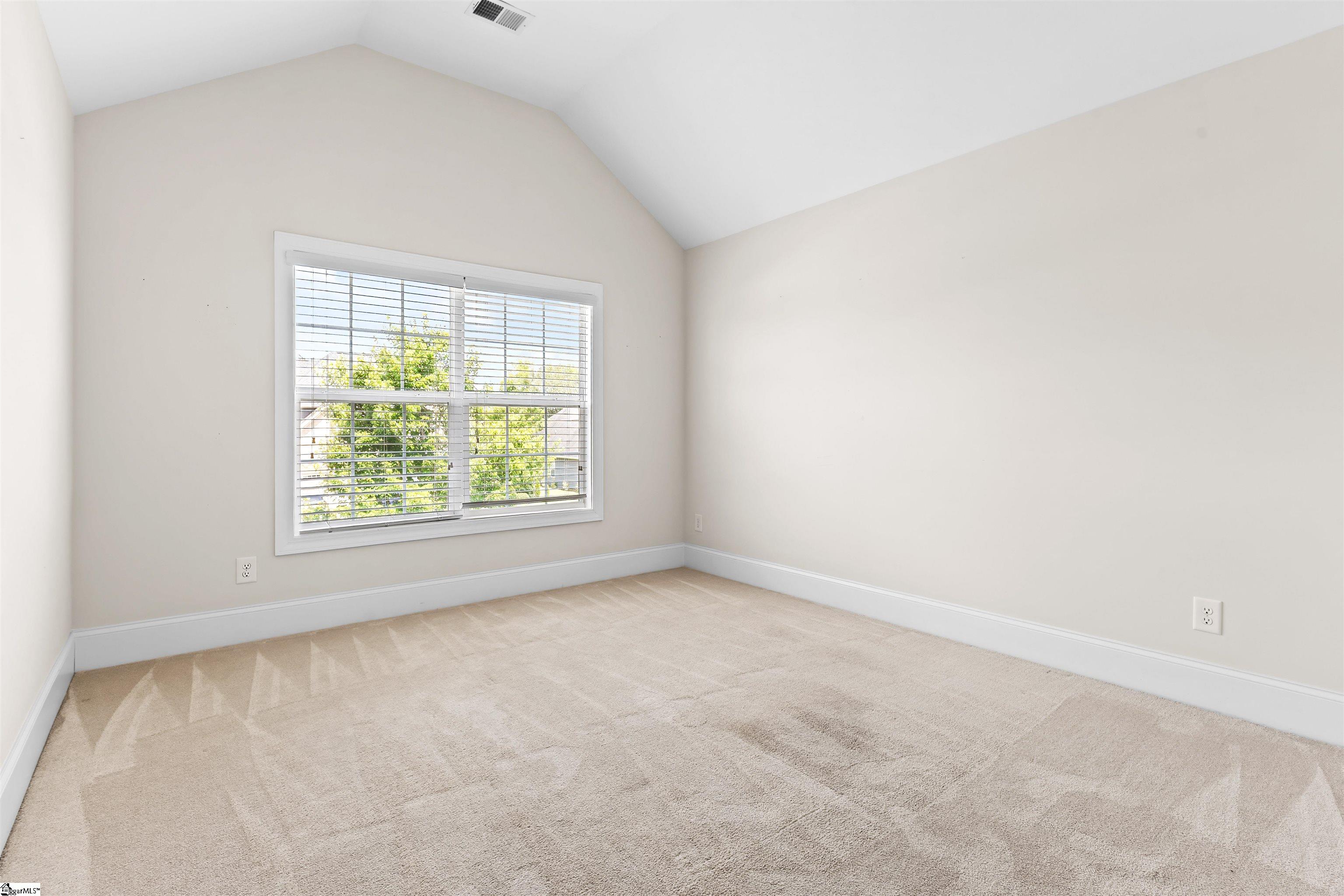 5 Lakeway Place Simpsonville, SC 29681