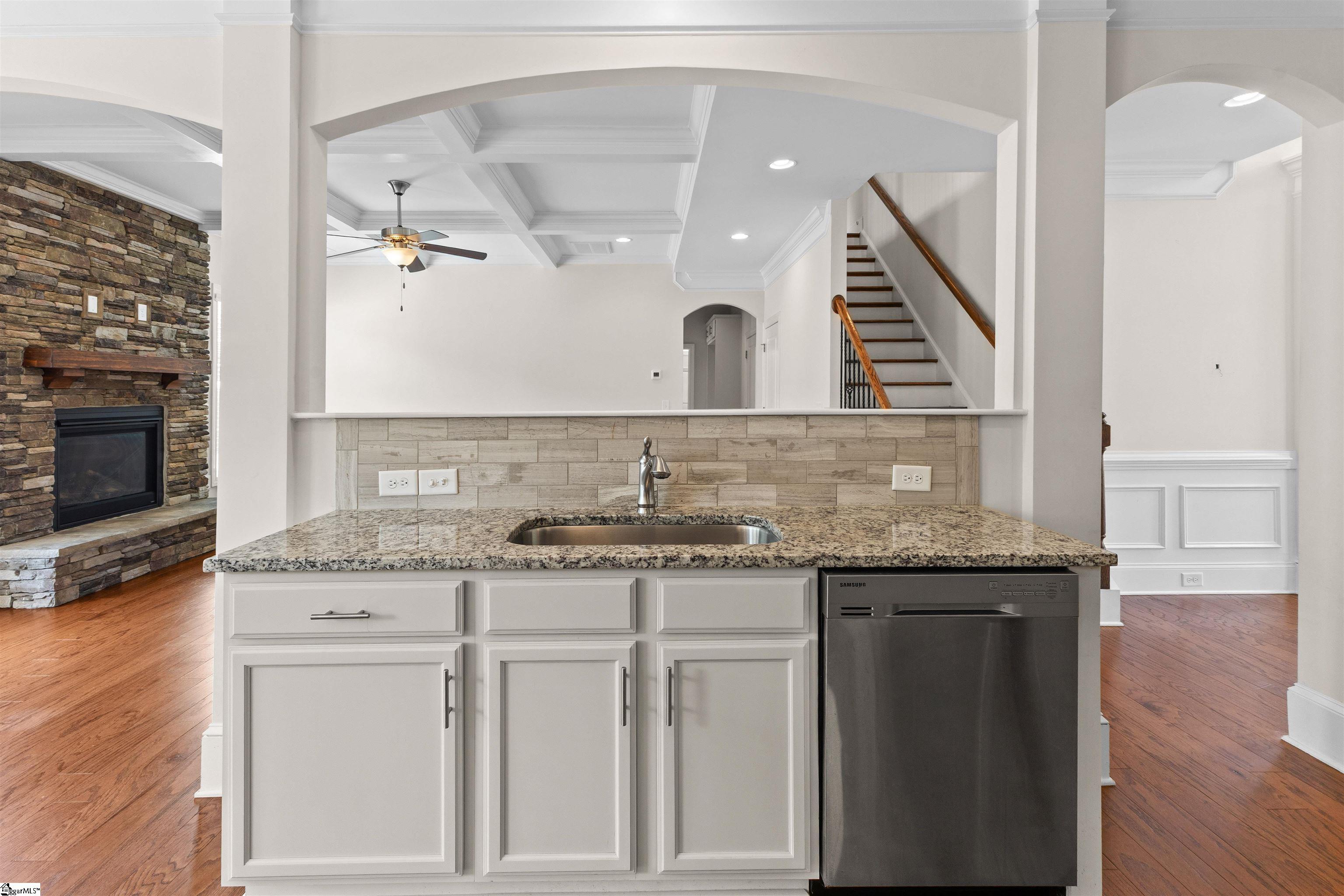 5 Lakeway Place Simpsonville, SC 29681