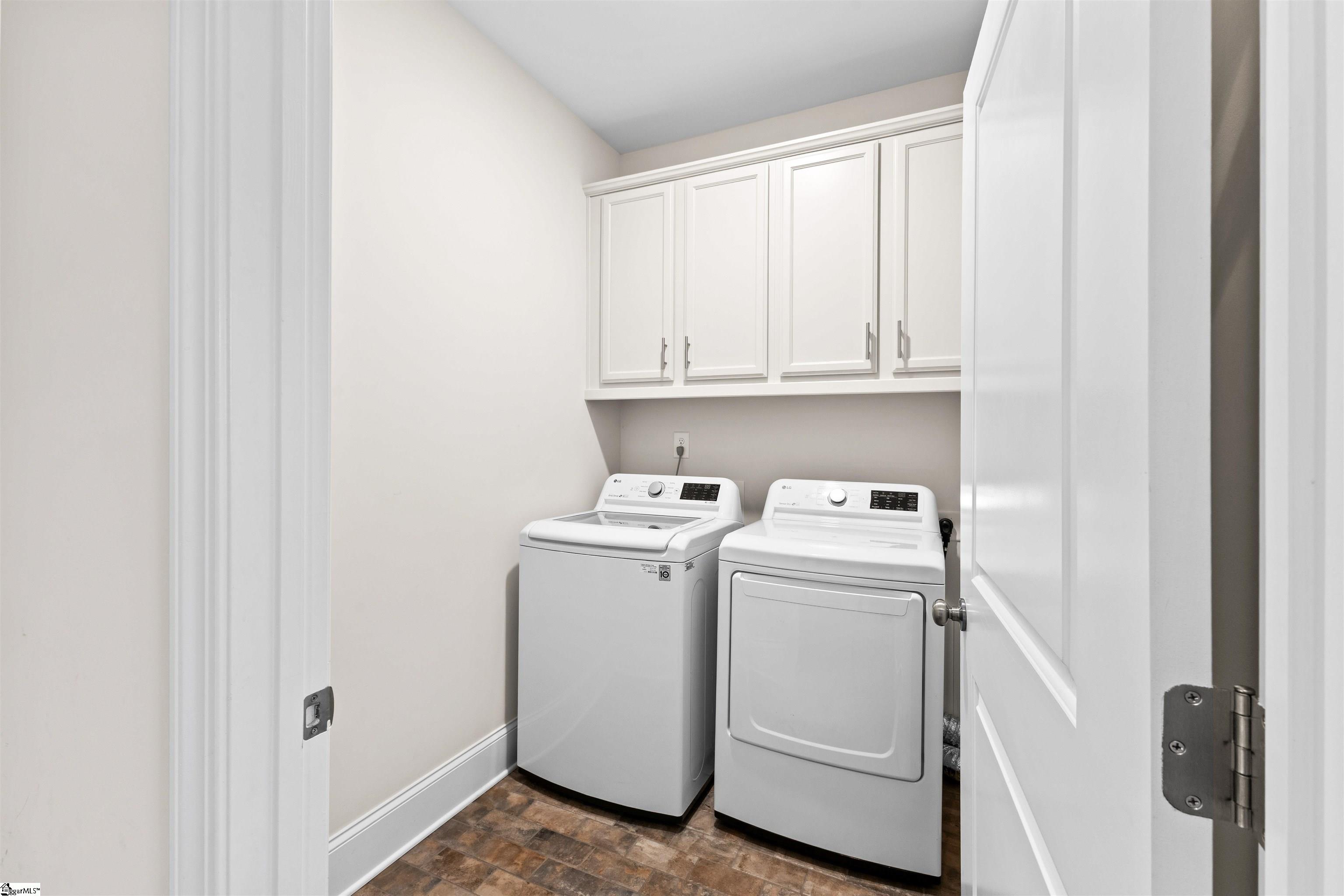 5 Lakeway Place Simpsonville, SC 29681