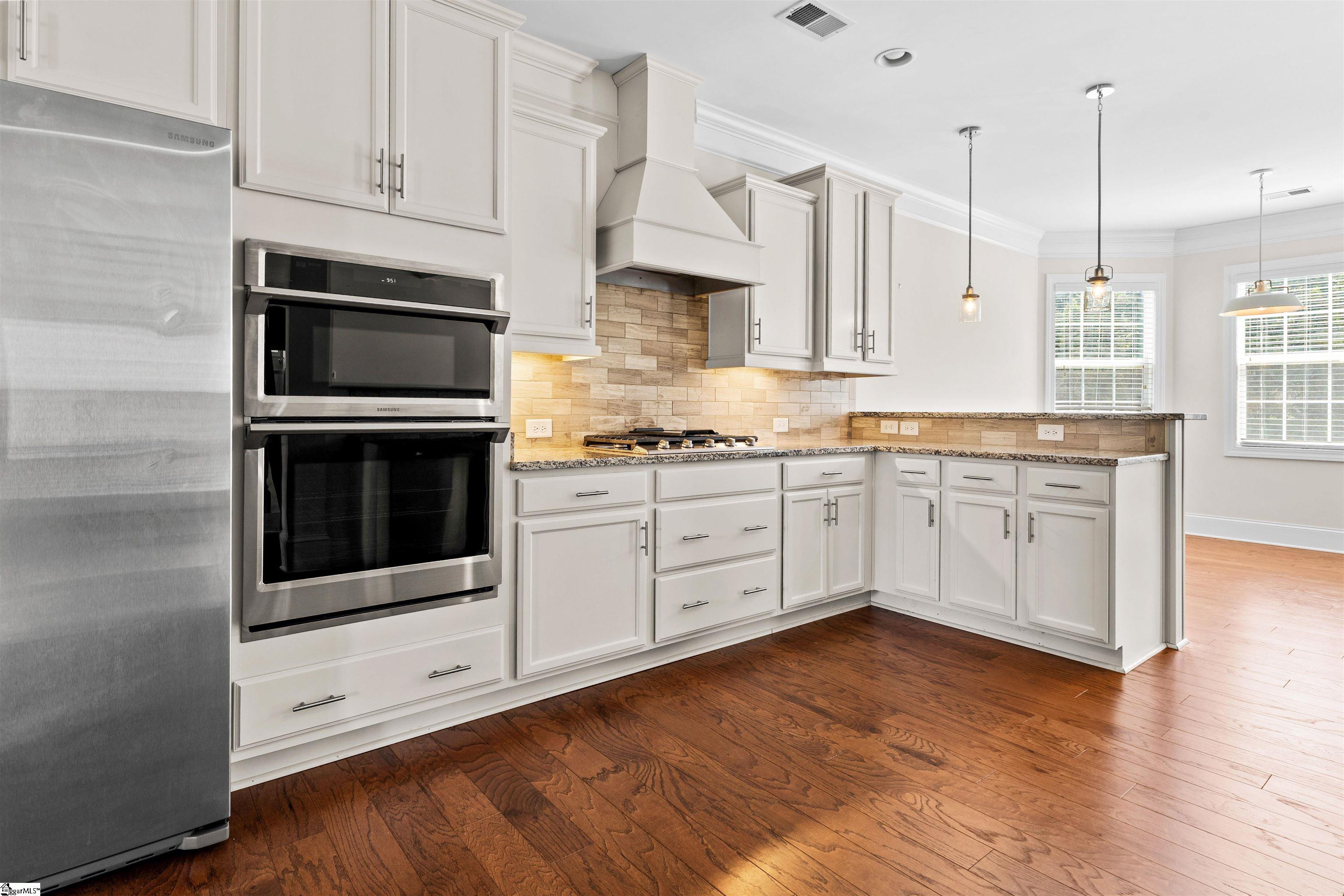5 Lakeway Place Simpsonville, SC 29681