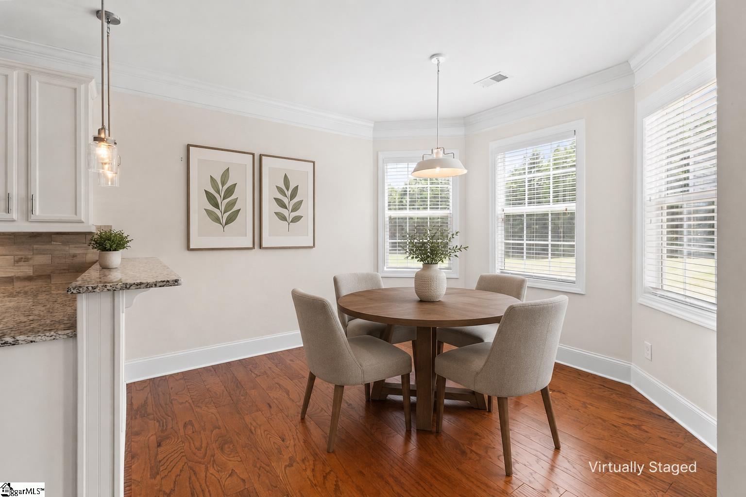 5 Lakeway Place Simpsonville, SC 29681