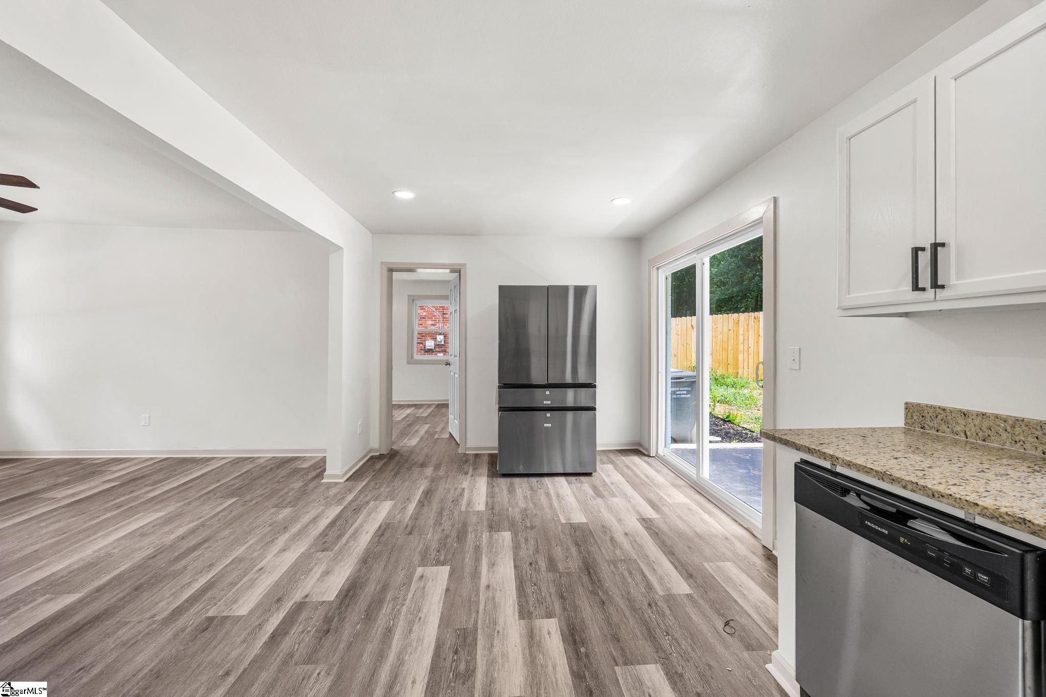 33 Dunlap Drive Greenville, SC 29605