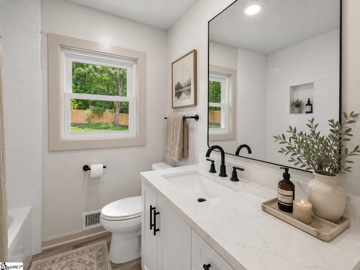 33 Dunlap Drive Greenville, SC 29605
