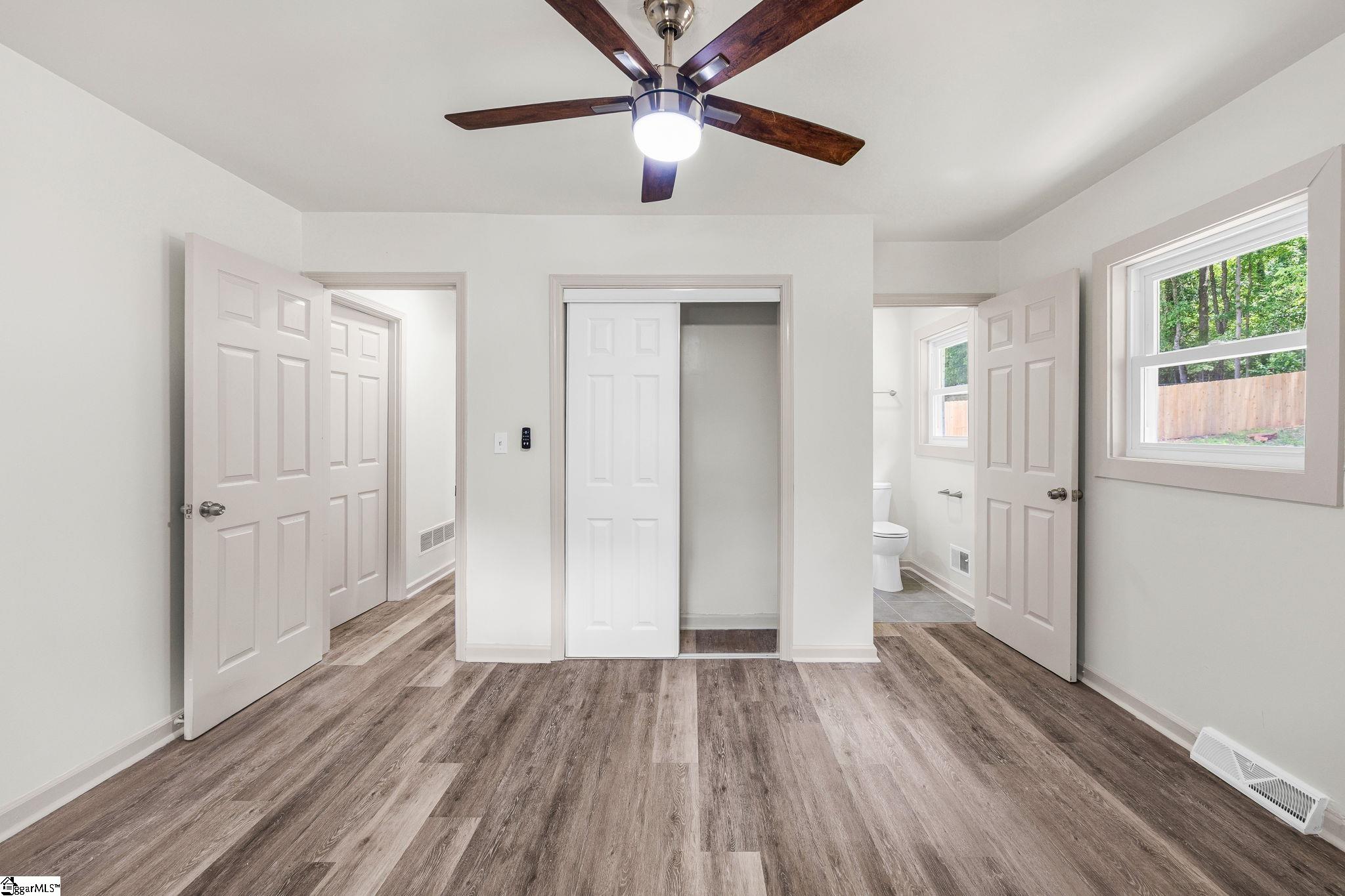 33 Dunlap Drive Greenville, SC 29605