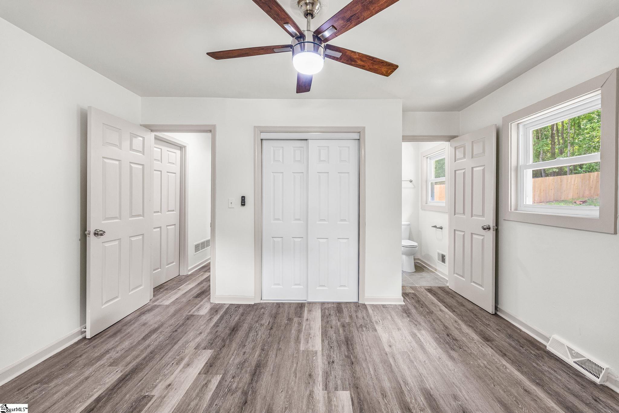 33 Dunlap Drive Greenville, SC 29605