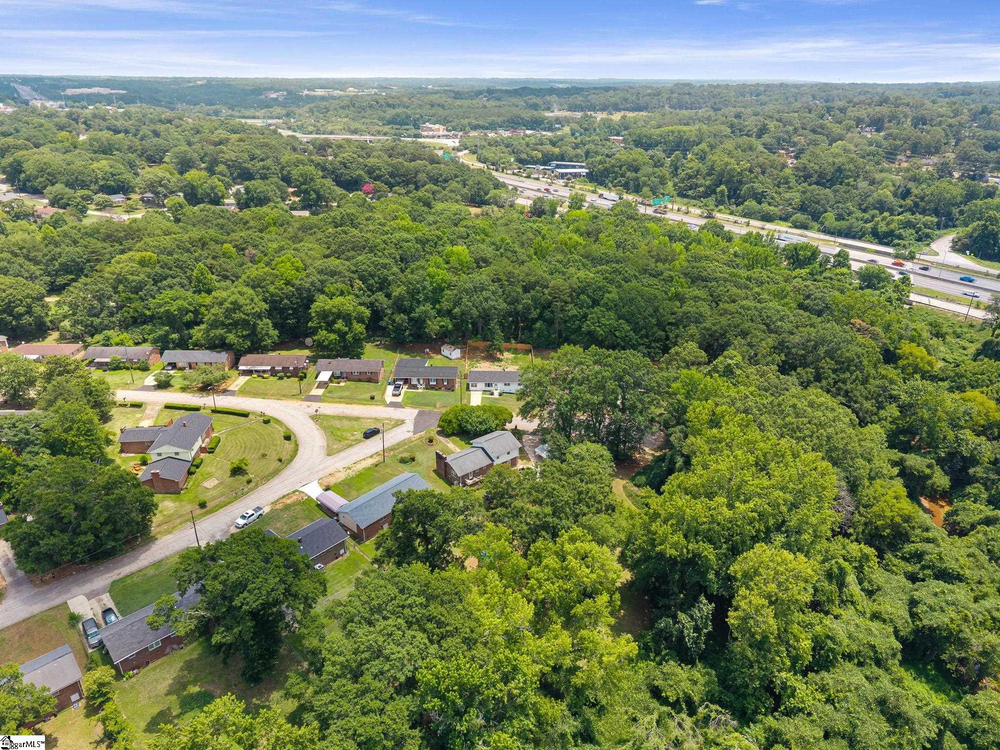33 Dunlap Drive Greenville, SC 29605