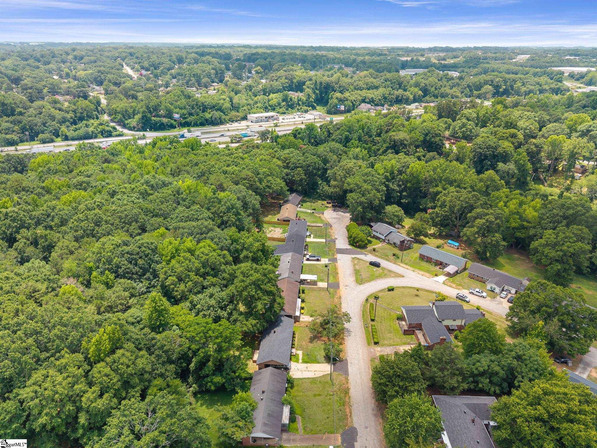 33 Dunlap Drive Greenville, SC 29605