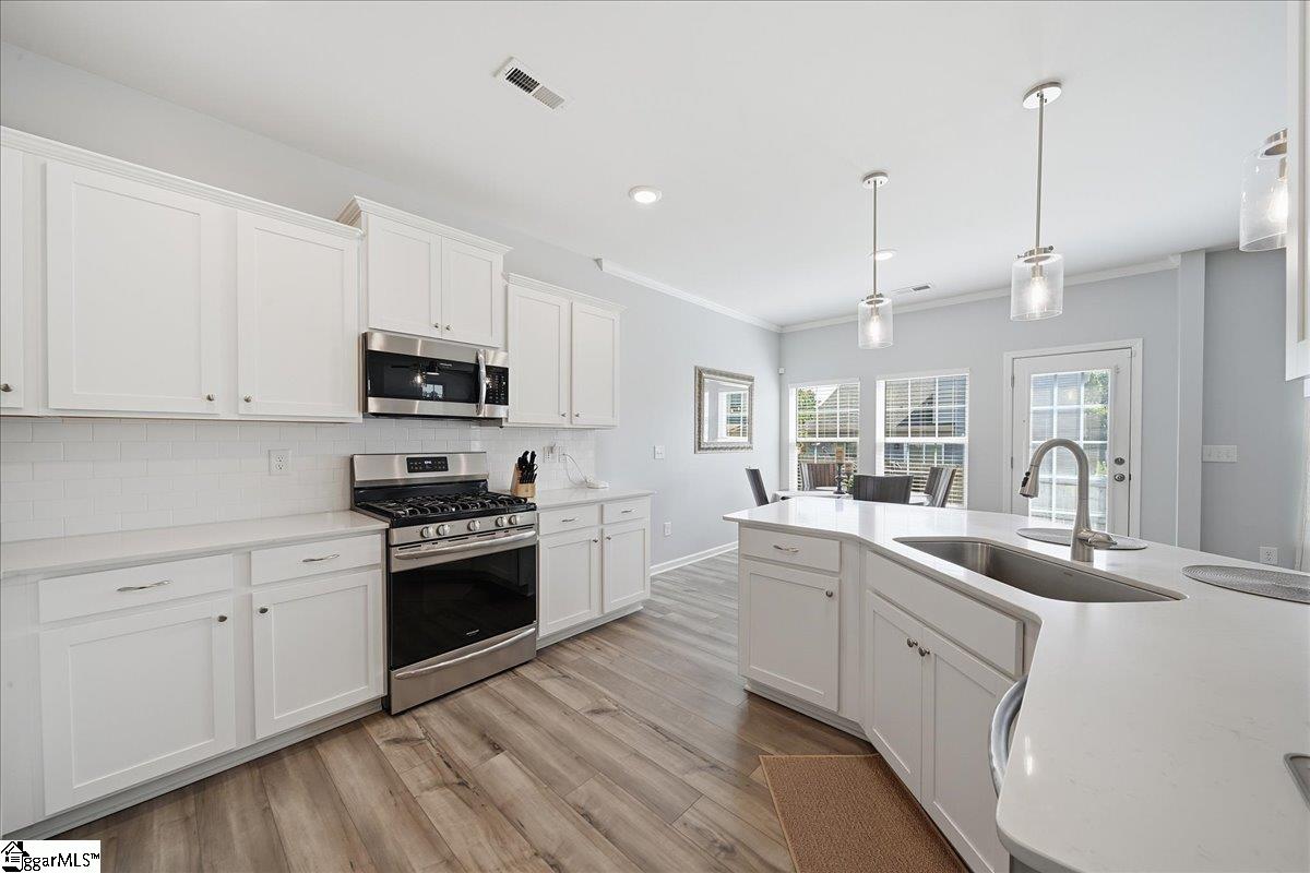 208 Grassy Creek Way Pendelton, SC 29670
