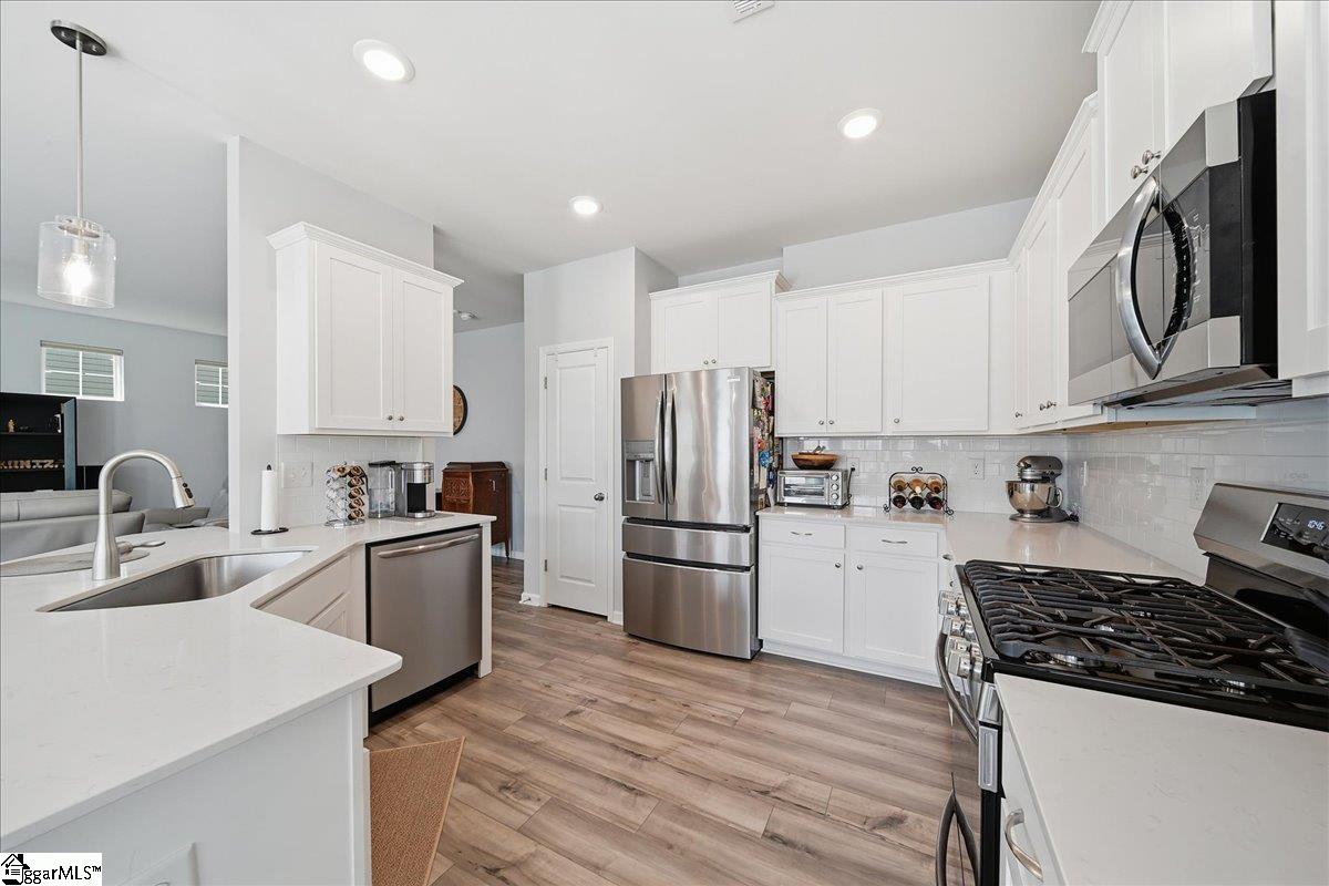 208 Grassy Creek Way Pendelton, SC 29670
