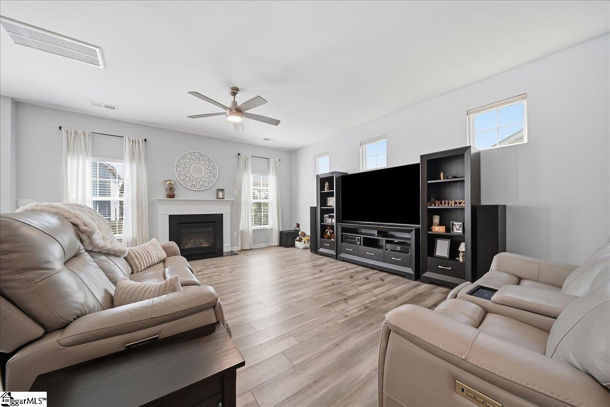 208 Grassy Creek Way Pendelton, SC 29670