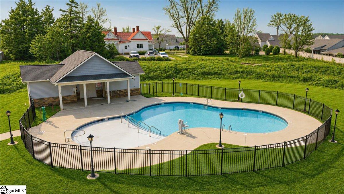 208 Grassy Creek Way Pendelton, SC 29670