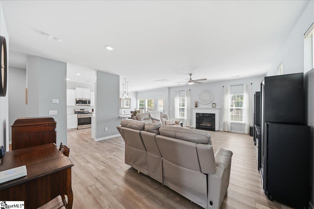 208 Grassy Creek Way Pendelton, SC 29670