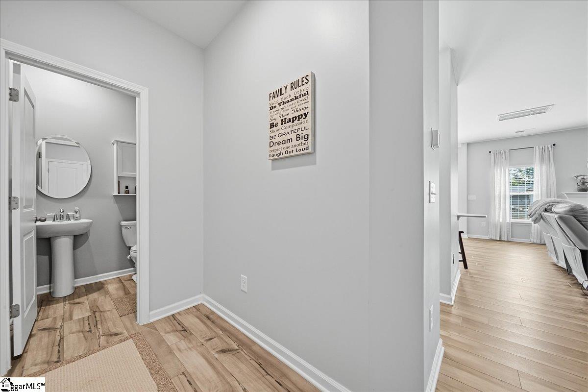 208 Grassy Creek Way Pendelton, SC 29670