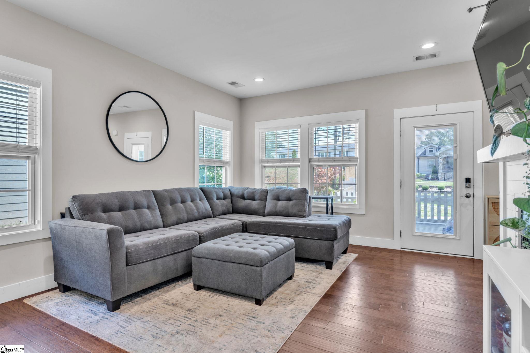 502 Prosperity Avenue Greenville, SC 29605