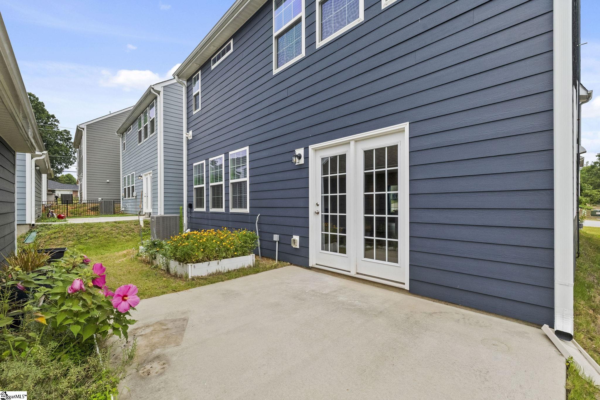 114 Magnolia Street Reidville, SC 29338