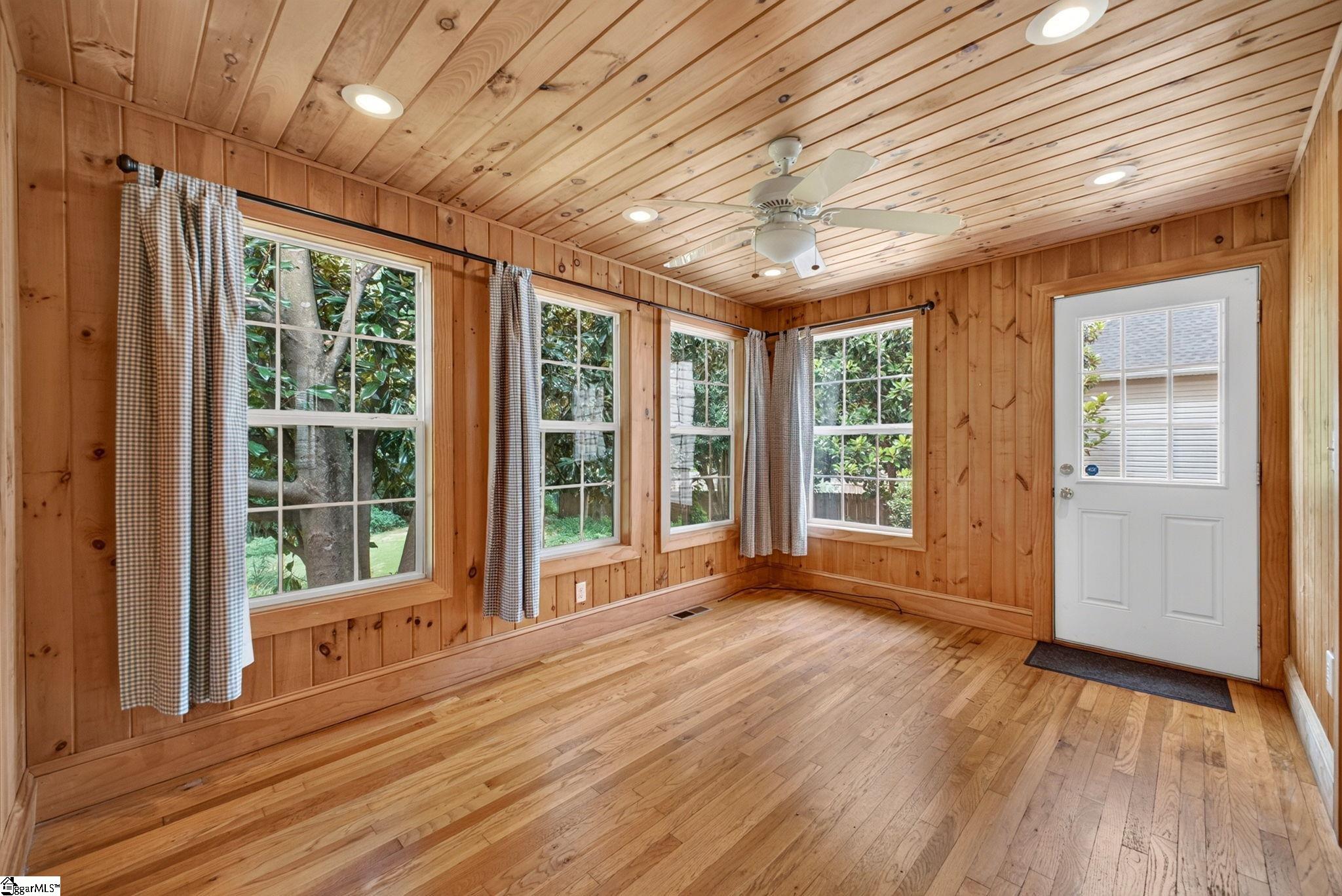 105 Meadow Green Drive Piedmont, SC 29673
