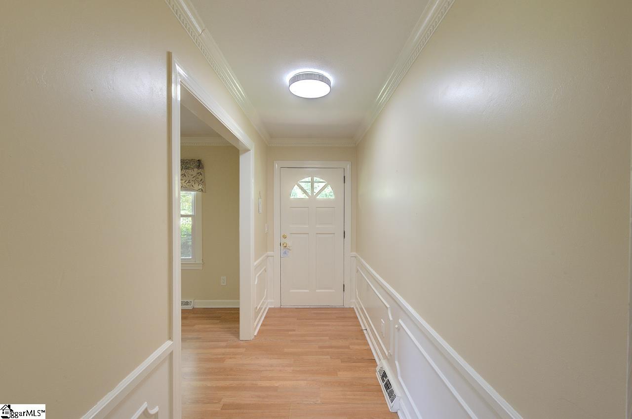 202 Ridgecrest Court Simpsonville, SC 29680