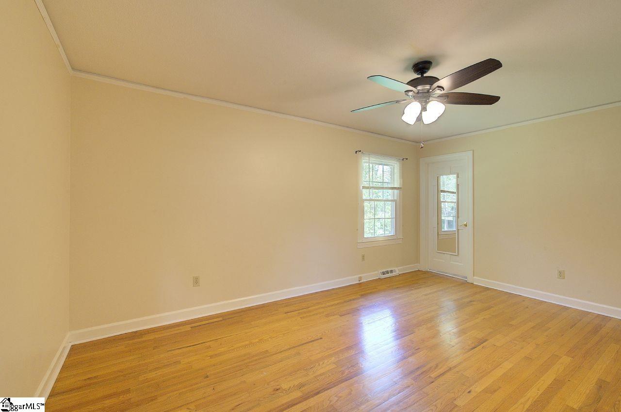 202 Ridgecrest Court Simpsonville, SC 29680