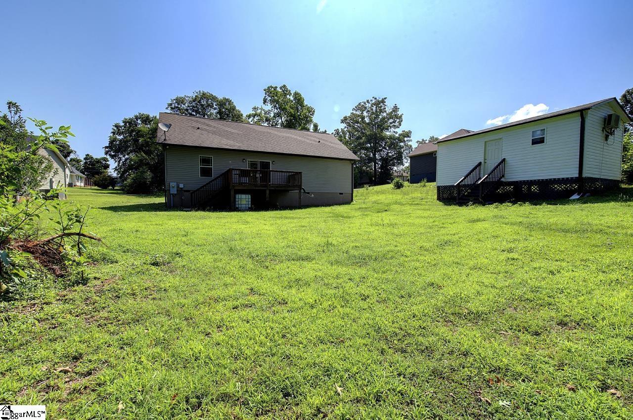 274 Millwood Lane Wellford, SC 29385