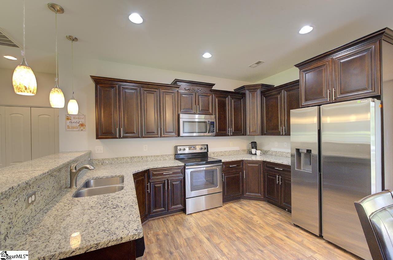 274 Millwood Lane Wellford, SC 29385