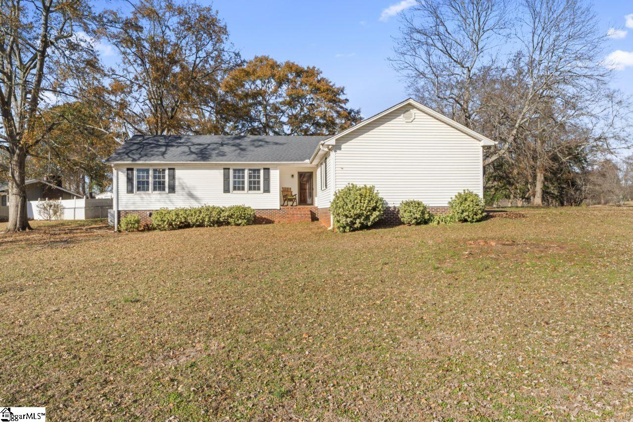 304 Stonehaven Drive Anderson, SC 29625