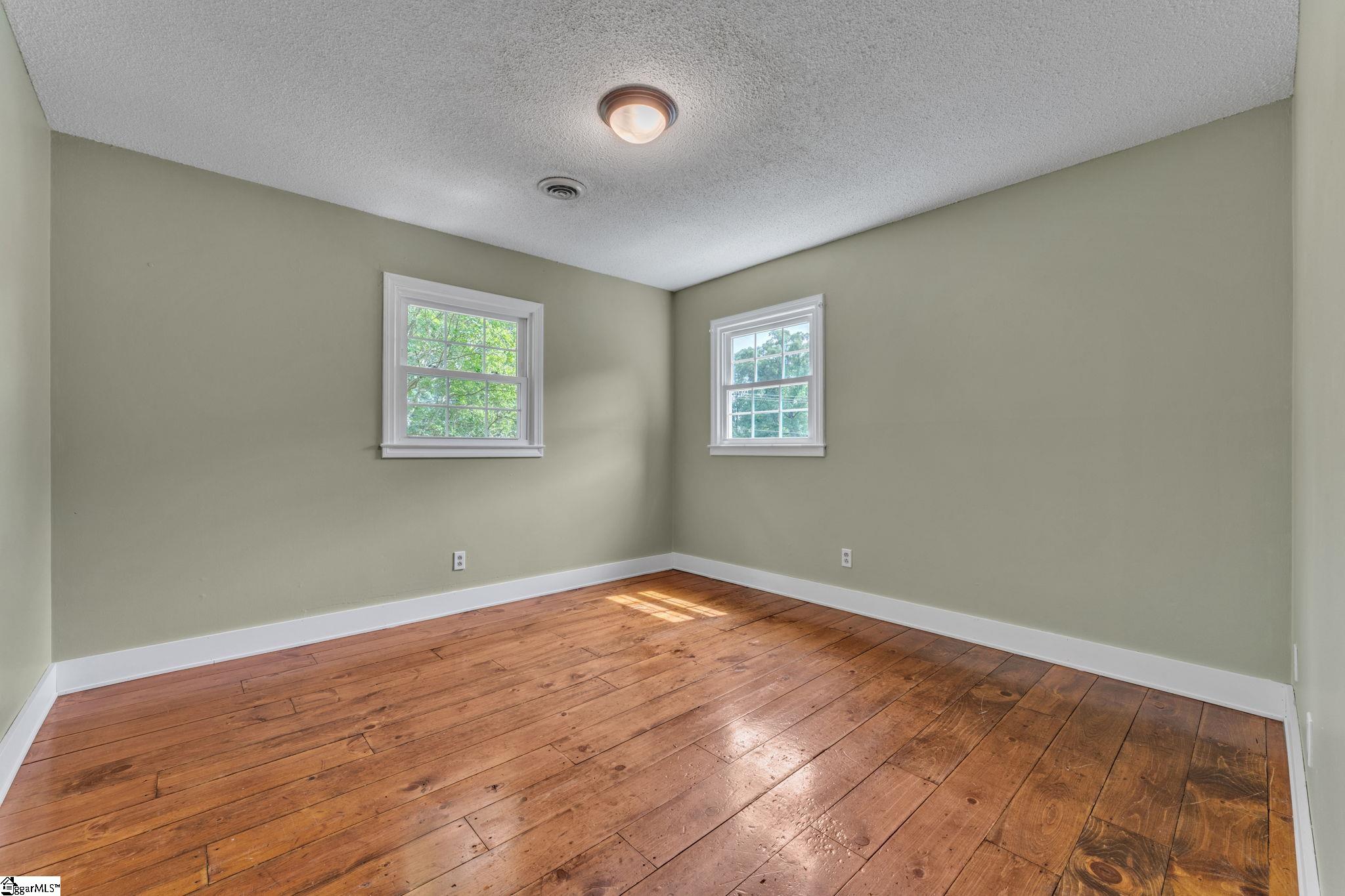 3 Drewry Road Taylors, SC 29687
