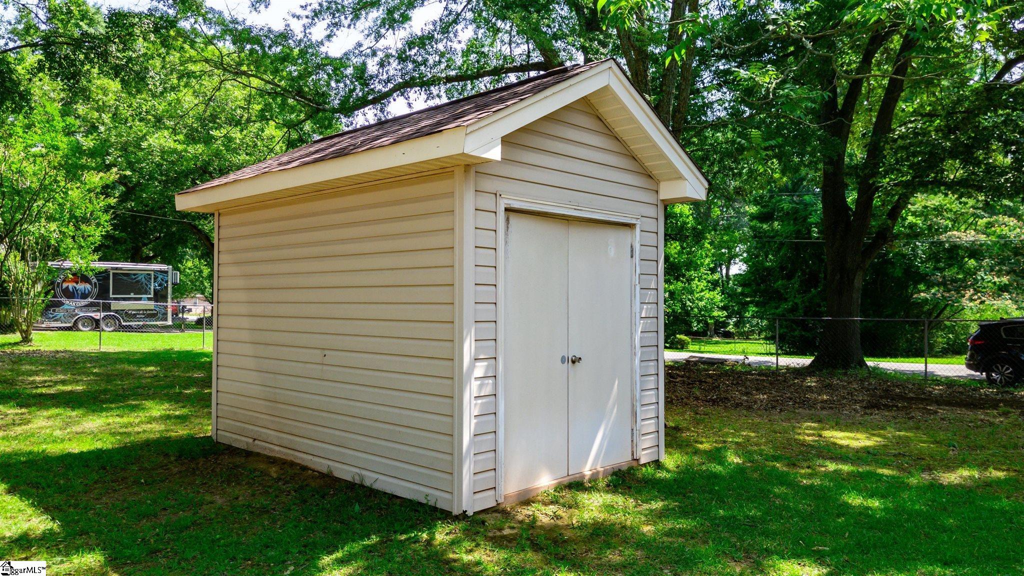 57 Seminole Drive Simpsonville, SC 29680