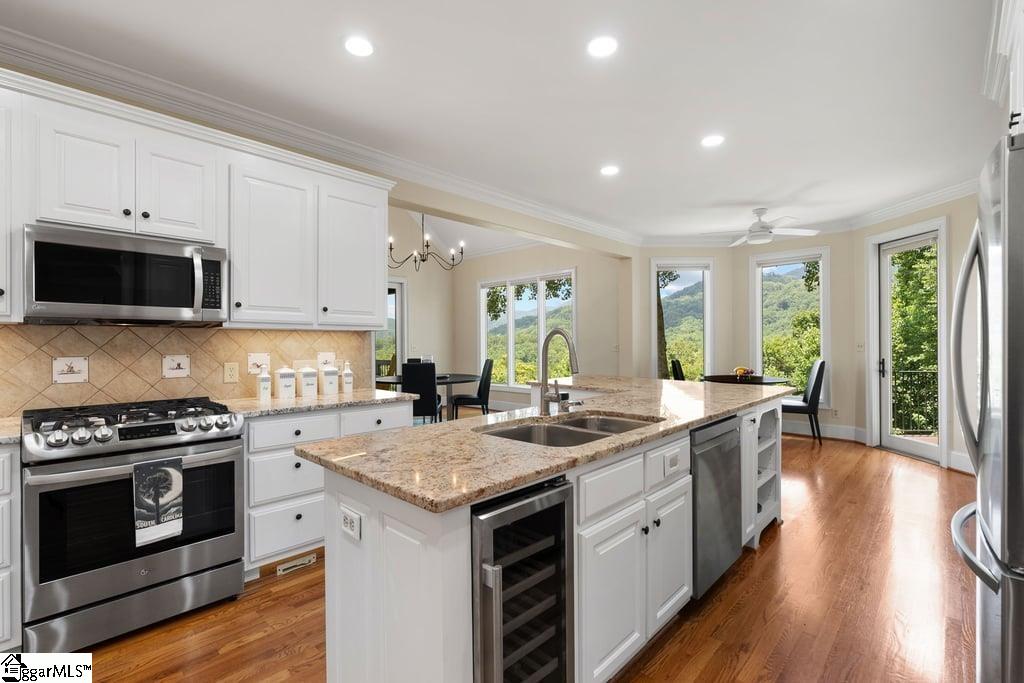 921 High Knoll Way Travelers Rest, SC 29690