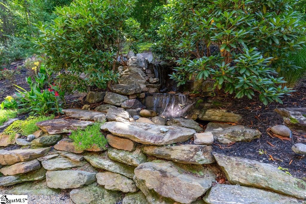 921 High Knoll Way Travelers Rest, SC 29690