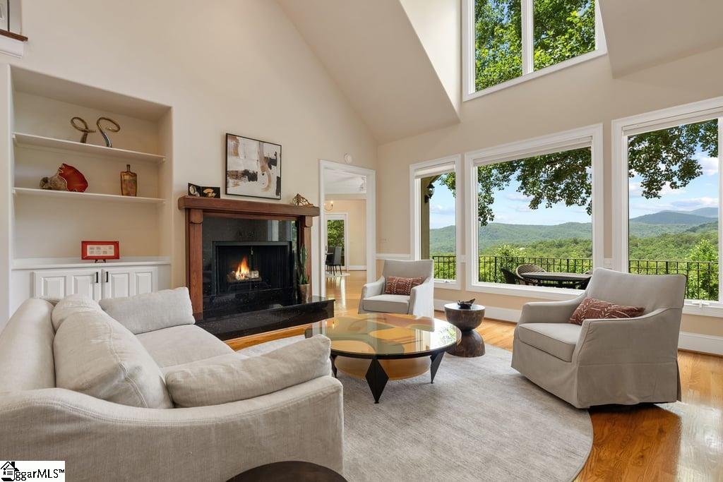921 High Knoll Way Travelers Rest, SC 29690