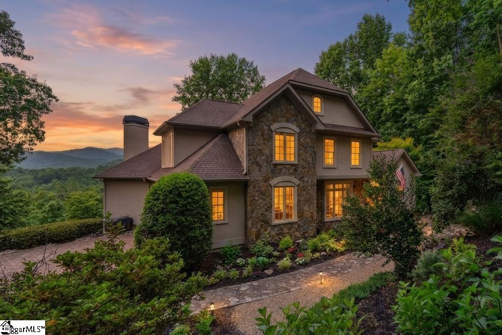 921 High Knoll Way Travelers Rest, SC 29690