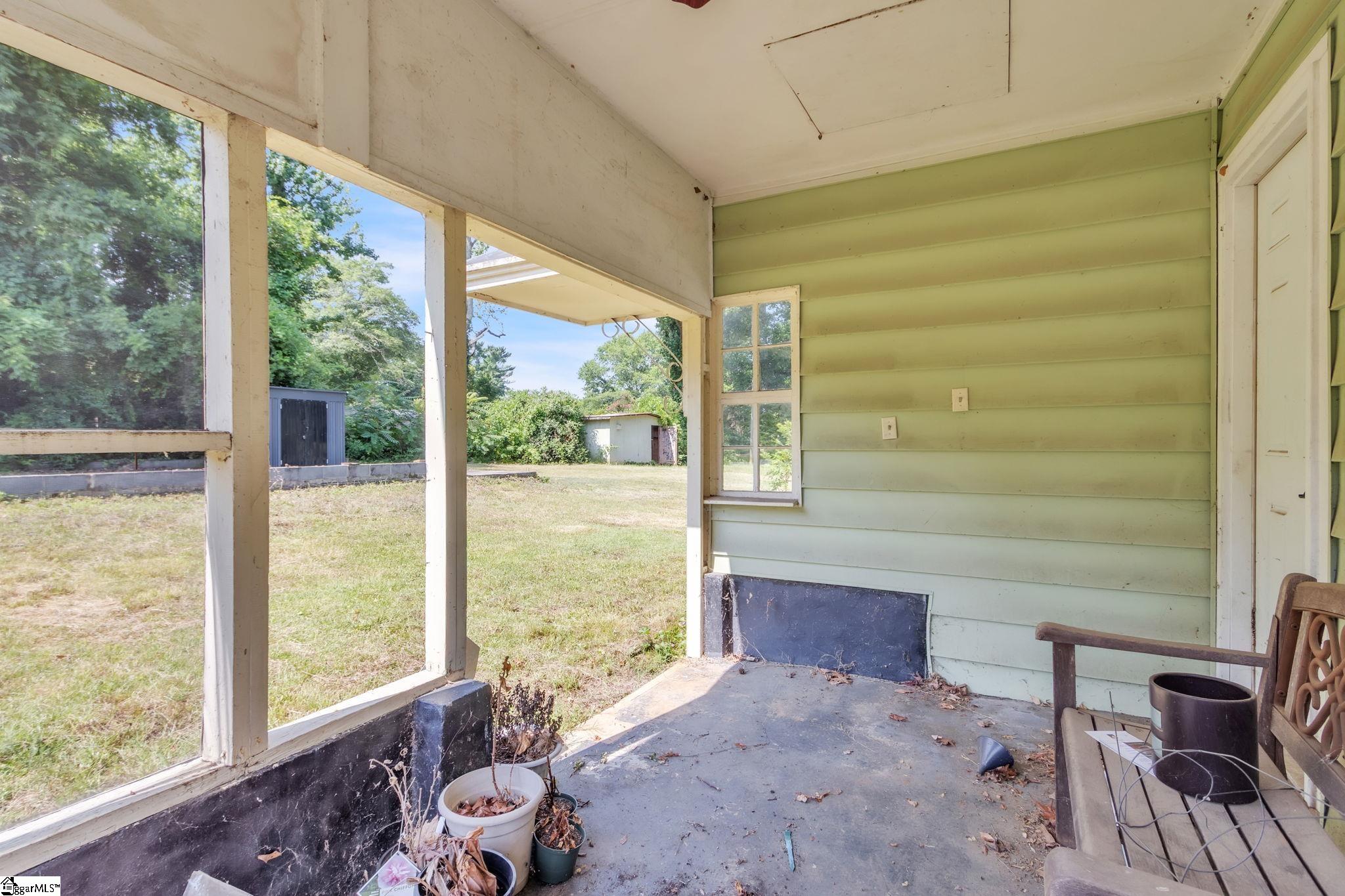 234 Rogers Avenue Greenville, SC 29617-7706