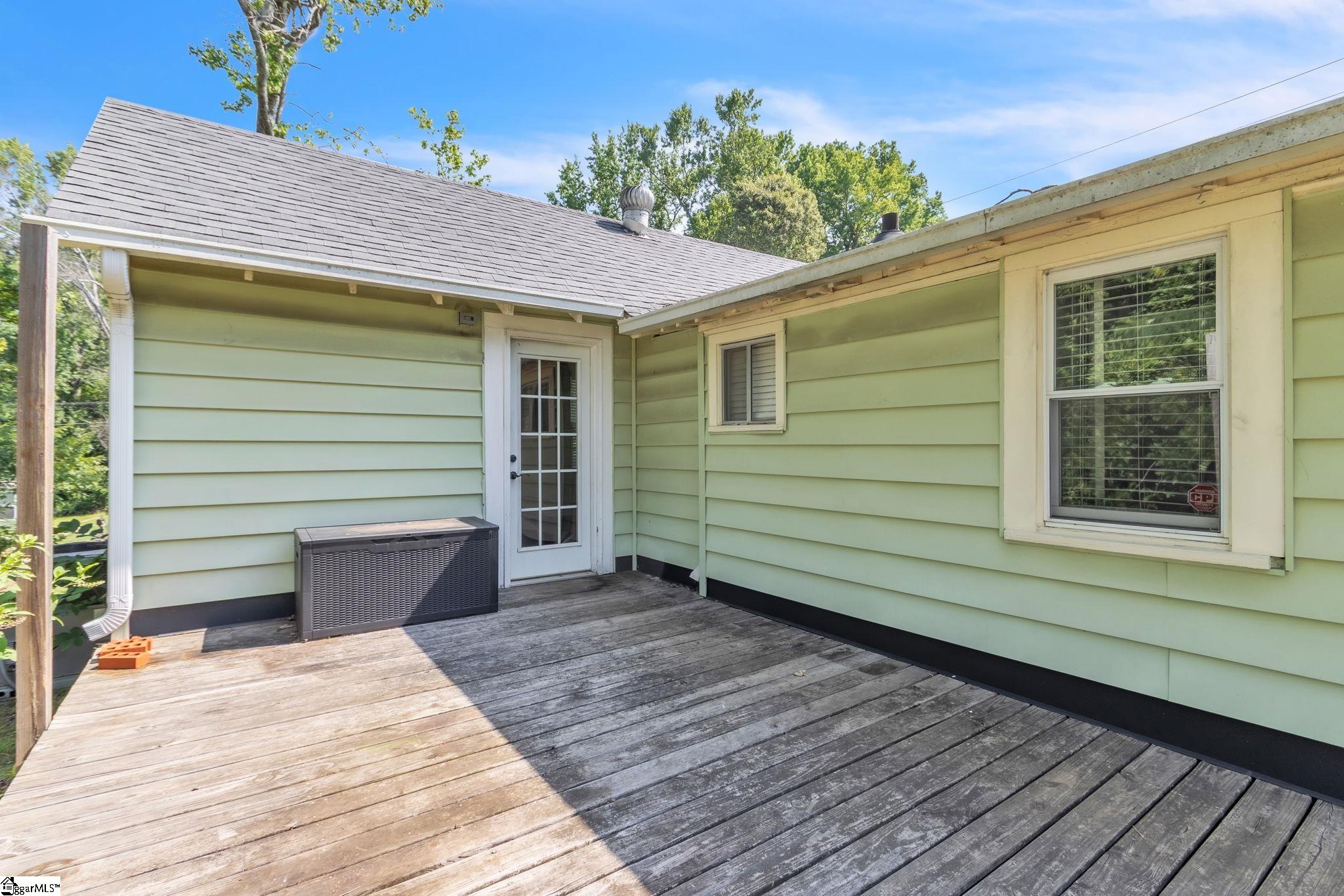 234 Rogers Avenue Greenville, SC 29617-7706