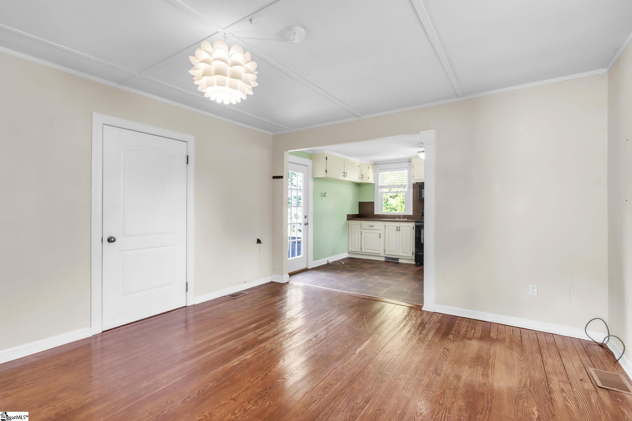 234 Rogers Avenue Greenville, SC 29617-7706