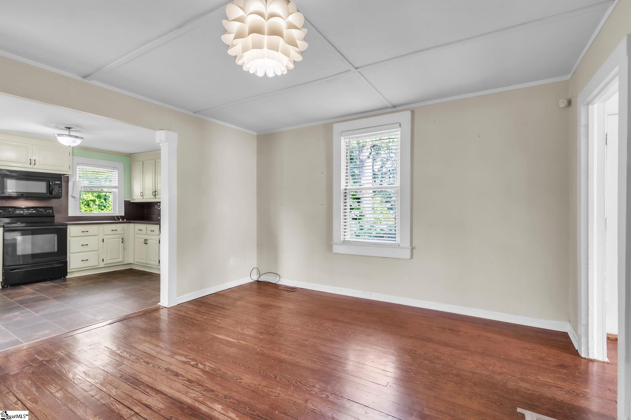 234 Rogers Avenue Greenville, SC 29617-7706