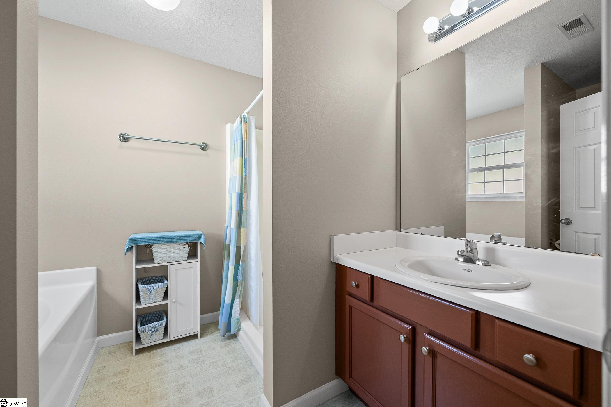 14 Granite Woods Way Greer, SC 29650