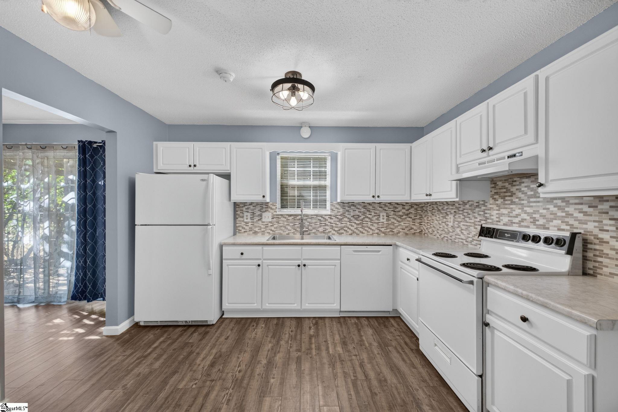 109 Twin Falls Drive Simpsonville, SC 29680