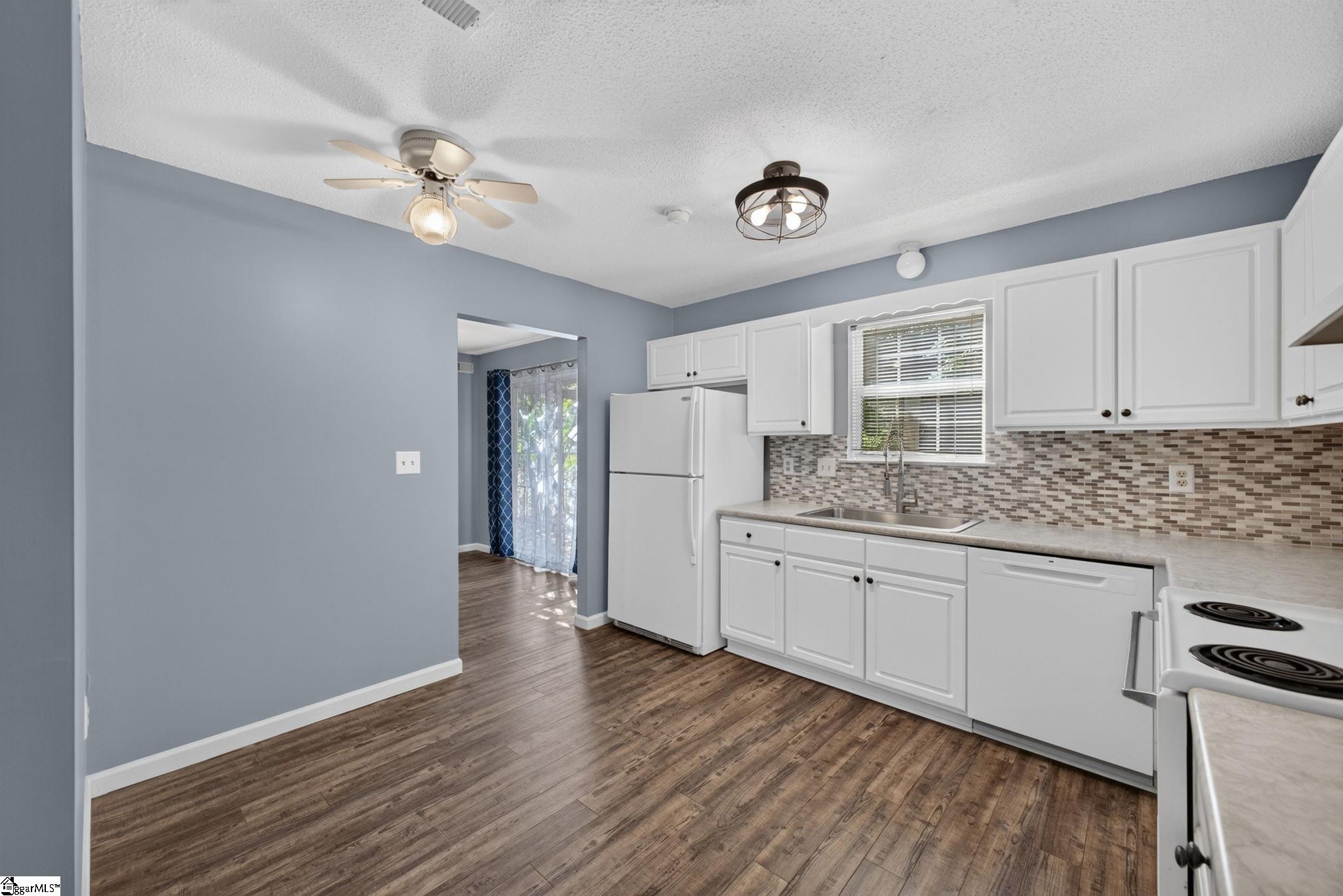 109 Twin Falls Drive Simpsonville, SC 29680