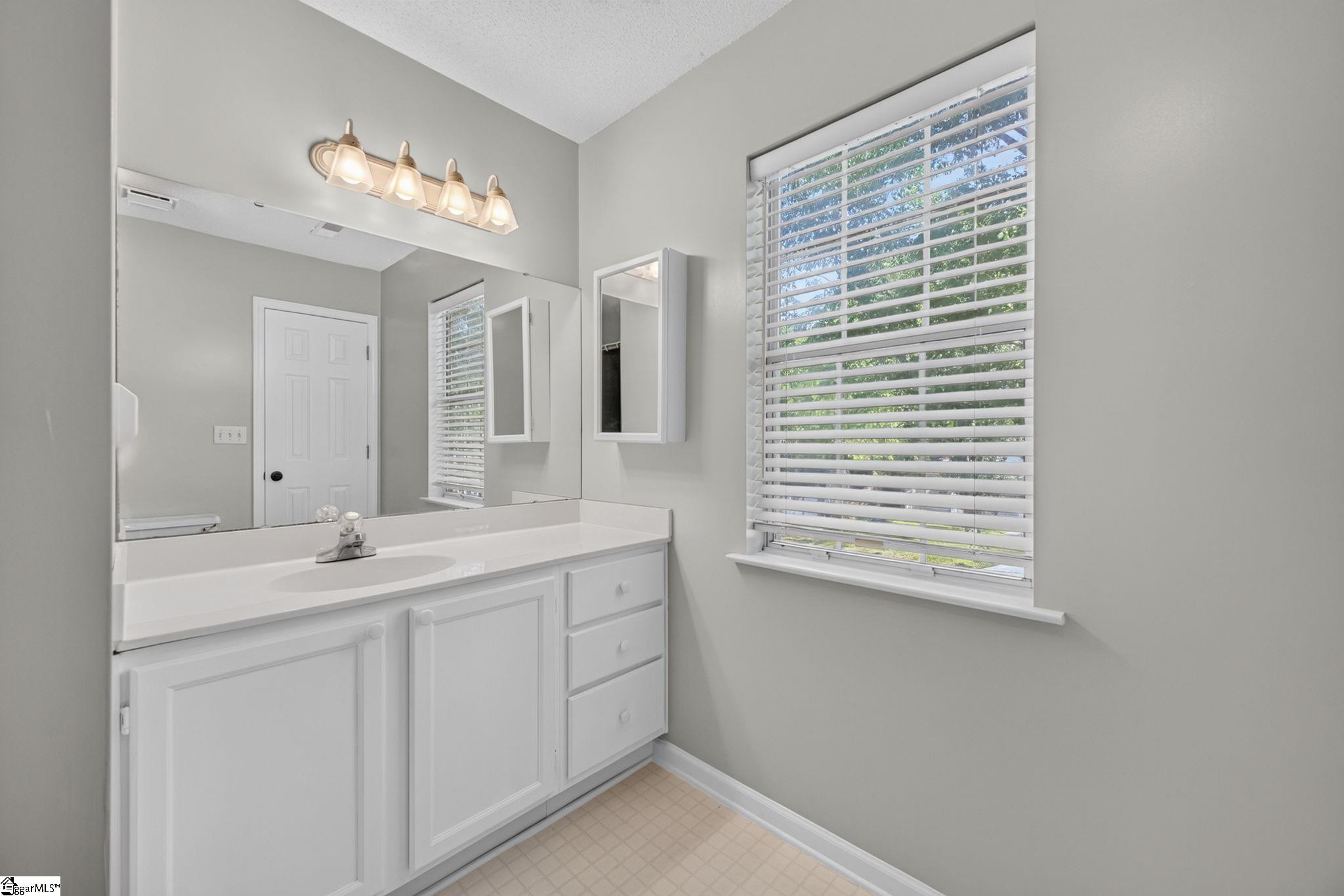 109 Twin Falls Drive Simpsonville, SC 29680
