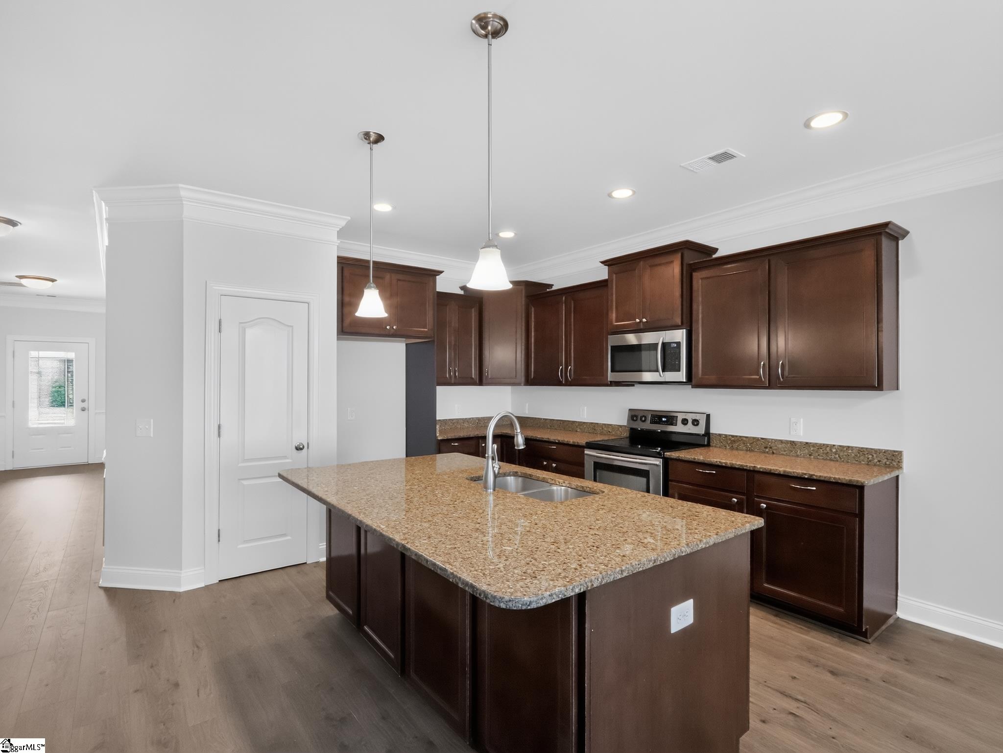 216 William Seth Court Simpsonville, SC 29681